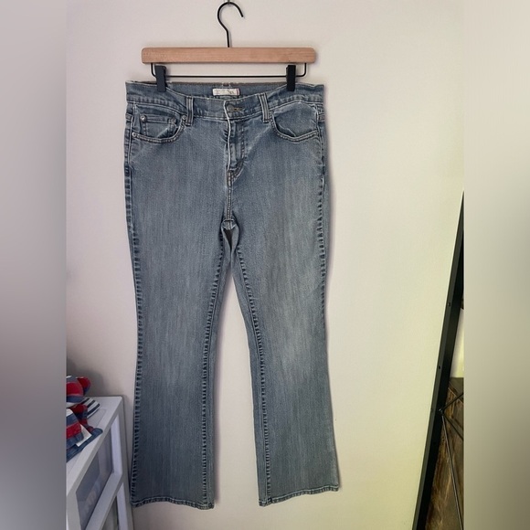 Levi's 515 Light Wash Bootcut Jeans Size 10 Long - Picture 1 of 11